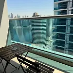 Chic Studio With Balcony A Mins Drive To Downtown